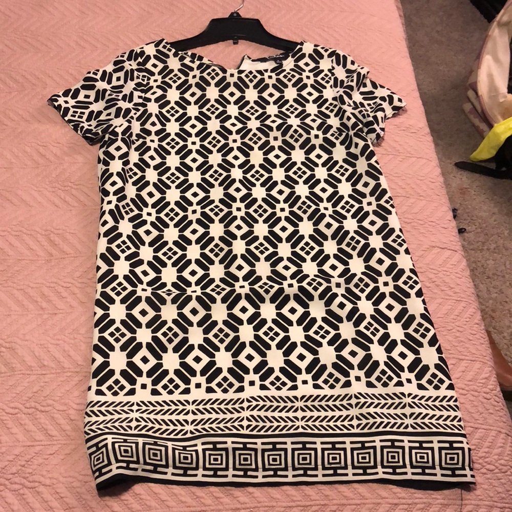 Lulus small shift dress